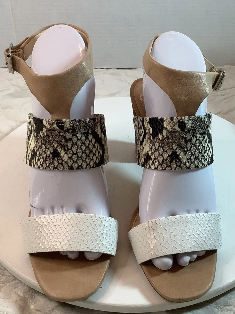 EUC Vince Camuto Warma sandal sz.8.5 snake print peep toe heel
